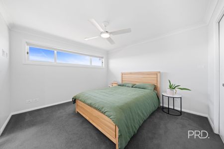 2/12 Jumbuck Dr, Gobbagombalin NSW 2650 - Photo 3