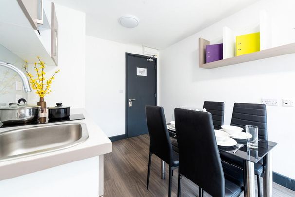 Studio to rent - Photo 1