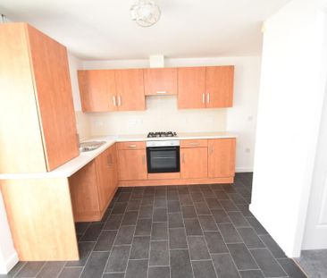 3 bedroom end of terrace house to rent - Photo 3
