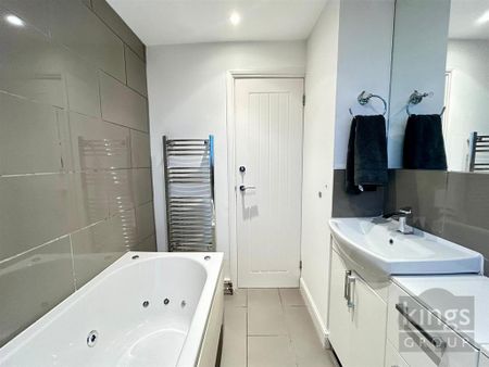 1 bedroom flat to rent - Photo 4