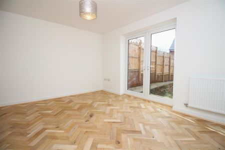 2 bedroom Terraced House to rent in Elm Road, Blaydon-On-Tyne, Tyne & Wear, NE21 5FB - Photo 2