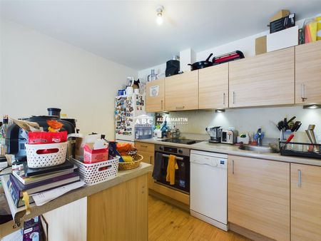 Boulevard Drive, NW9 5JP, London - Photo 4