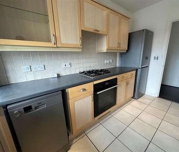 Kennedy Close, London Colney, St Albans, AL2 - Photo 1