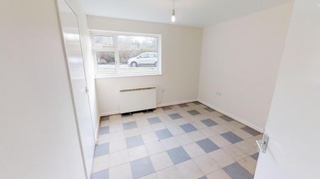 1 bedroom ground floor flat to rent - Photo 5