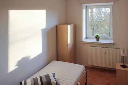 Ihre flexible und möblierte Wohnlösung mit Balkon in perfekter Lage! - Photo 3