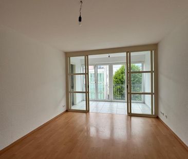 2 Teilmöblierte Zimmer Wohnung mit eigener Garage - Photo 2