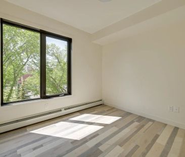 The Brickyard off 4th — 2 Bed 1 Bath - Photo 3