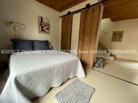 Location Maison 3 pièces 61m² GRILLON 84600 - Photo 3