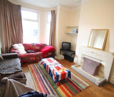 5 bedroom house to rent - Photo 1