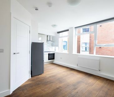 Studio Flat, Ballards Lane, N3 - Photo 5