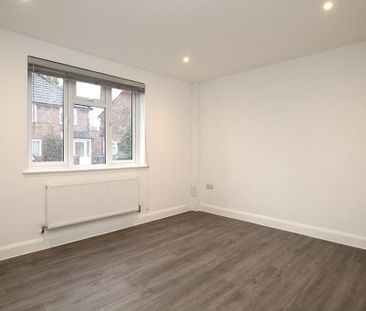 3 bedroom semi-detached house to rent - Photo 6