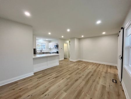 For Lease - 34 Golden Boulevard Unit# Main, Welland, Ontario - Photo 2