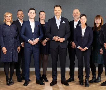 NEU: Elegante 2-Raumwohnung mit Einbauküche und 2 Balkonen. - Photo 1