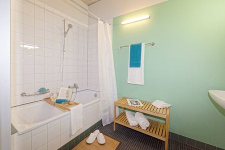 Rent a 2 rooms apartment in Schlieren - Foto 4