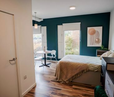 Premium Adaptable Studio - Photo 1