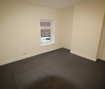 New Street, Staffordshire, Burton upon Trent, DE14 - Photo 3