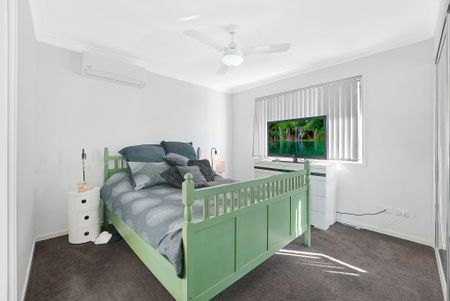 LOOK NO FURTHER - YOUR NEXT RENTAL - Photo 5