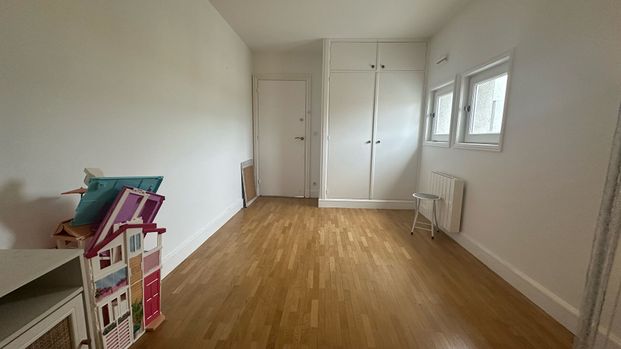 À louer : Appartement spacieux de 5 pièces à Saint-Germain-en-Laye ! - Photo 1