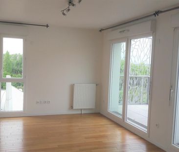 location Appartement T2 DE 46.58m² À CERGY - Photo 1