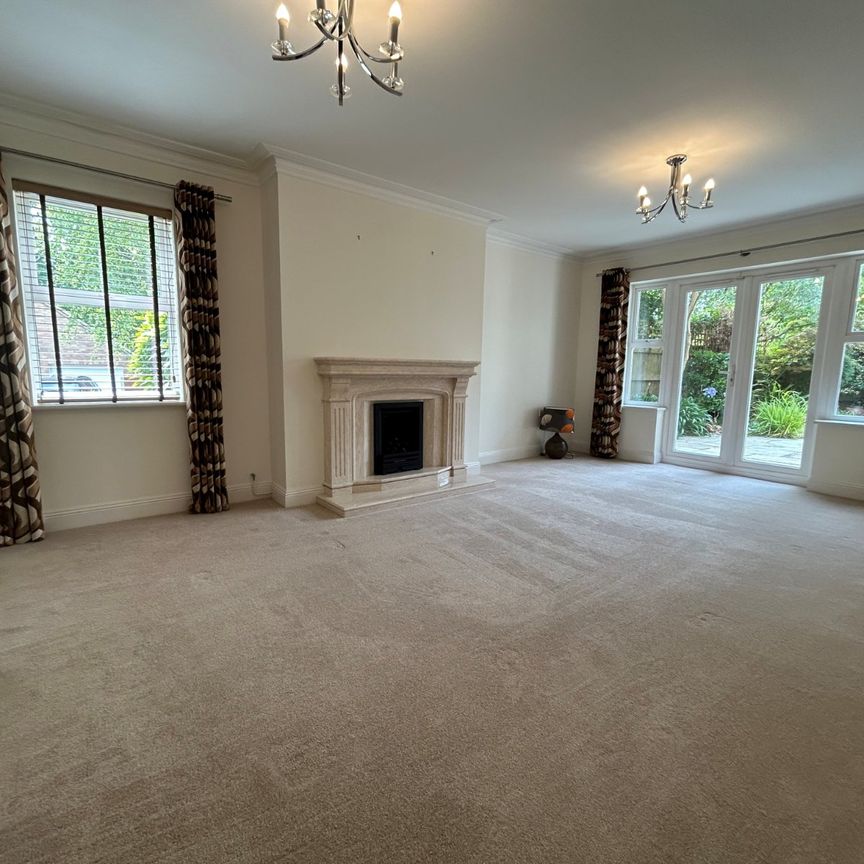 5 bedroom detached house to rent - Photo 1