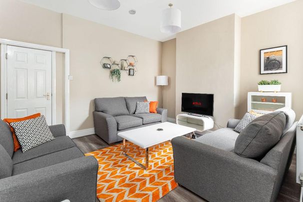 5 bedroom terraced house to rent - Photo 1