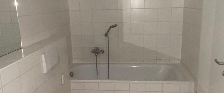 Schöne 2-Zimmer-Wohnung mit Einbauküche in beliebter Lage! - Photo 1