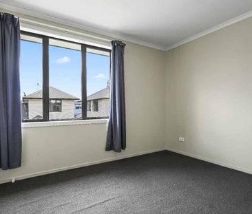 Walk to Uni! - Photo 4