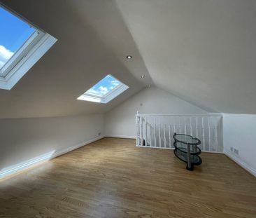 3 Bed Terraced House, Cambridge Road, M43 - Photo 6