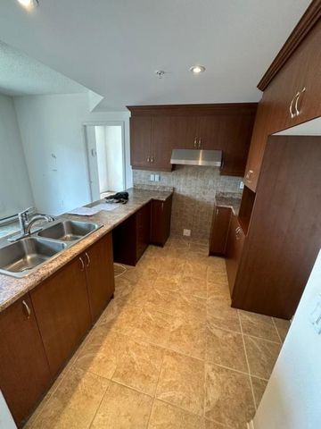 Appartement à louer - Laval (Chomedey) (Carrefour Saint-Martin) - Photo 2