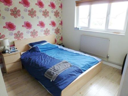 Ramblers Way, Welwyn Garden City - Photo 3