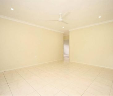 Large Airconditoned Family Entertainer - Huge Patio - Double Gate S... - Photo 5