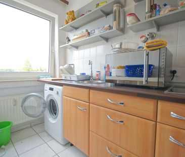 Schicke 3-Zimmer-Wohnung mit Fernblick in Nieder-Ramstadt - Photo 2