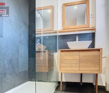 Location Appartement 3 pièces 66m² FONTAINEBLEAU 77300 - Photo 2