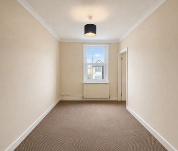 Bitterne Road West, Southampton - Photo 3