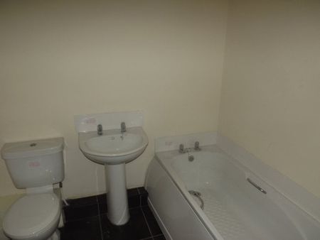 Taylforth Close, Walton, L9 2DP - Photo 5