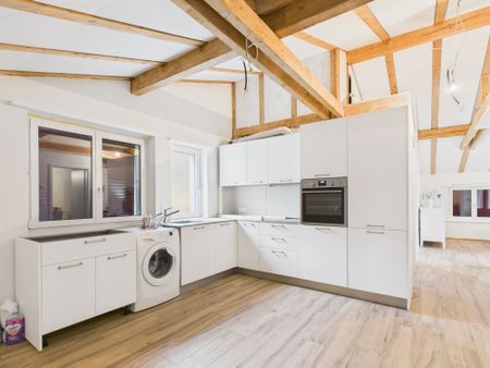 Modern 3.5-room penthouse apartment with beautiful views in charming Bäch SZ - Foto 5