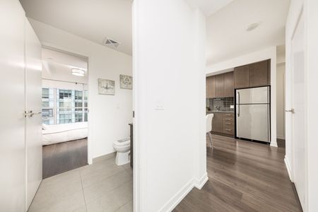 For Lease - 98 Lillian Street Unit# 1611, Toronto, Ontario - Photo 3
