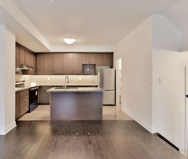 For Lease - 24 William Shearn Crescent, Markham, Ontario - Photo 6