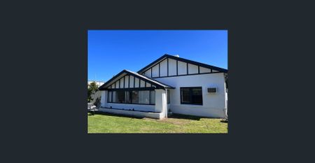 Your Perfect Retreat in Prestigious Medindie Gardens - Photo 3