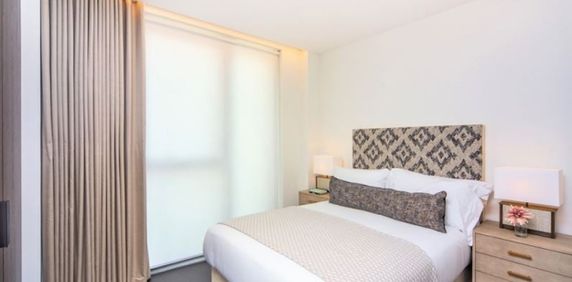 Charles Clowes Walk, Battersea, London, SW11 - Photo 2