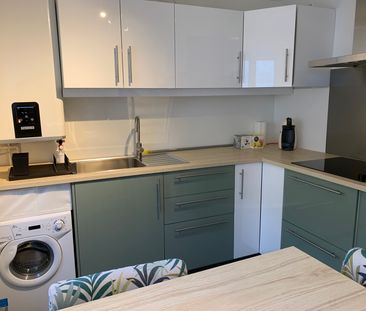 Location Appartement 2 Pièces 38 m² - Meublé - Photo 3