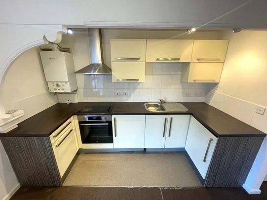 2 bedroom flat to rent - Photo 1
