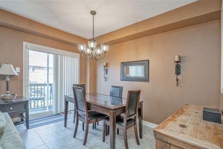 For Lease - 58 Carrier Crescent, Vaughan, Ontario - Photo 5