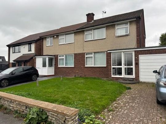 3 bedroom semi-detached house to rent - Photo 1