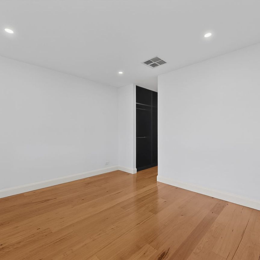 Contemporary Comfort in the Heart of Hughesdale - Photo 1