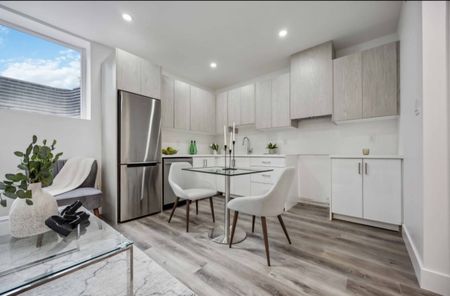 19 Hatfield Crescent apartment — Toronto, ON (1-Bedroom) - 1 Bedroom - Photo 2