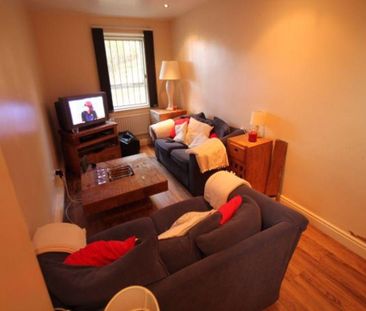 4 bedroom house to rent - Photo 3