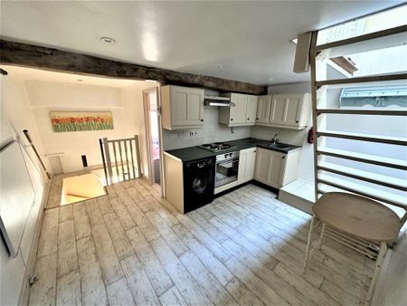 1 bedroom maisonette to rent - Photo 5