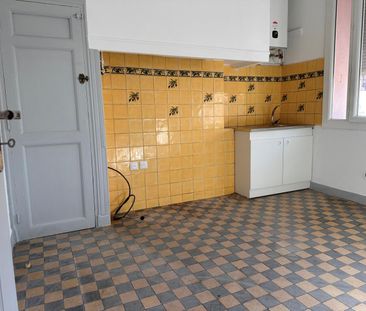 Location appartement Marseille 1er (13001) - Photo 1