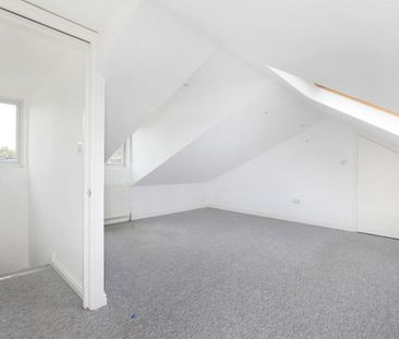 3 bedroom maisonette in Balham - Photo 1